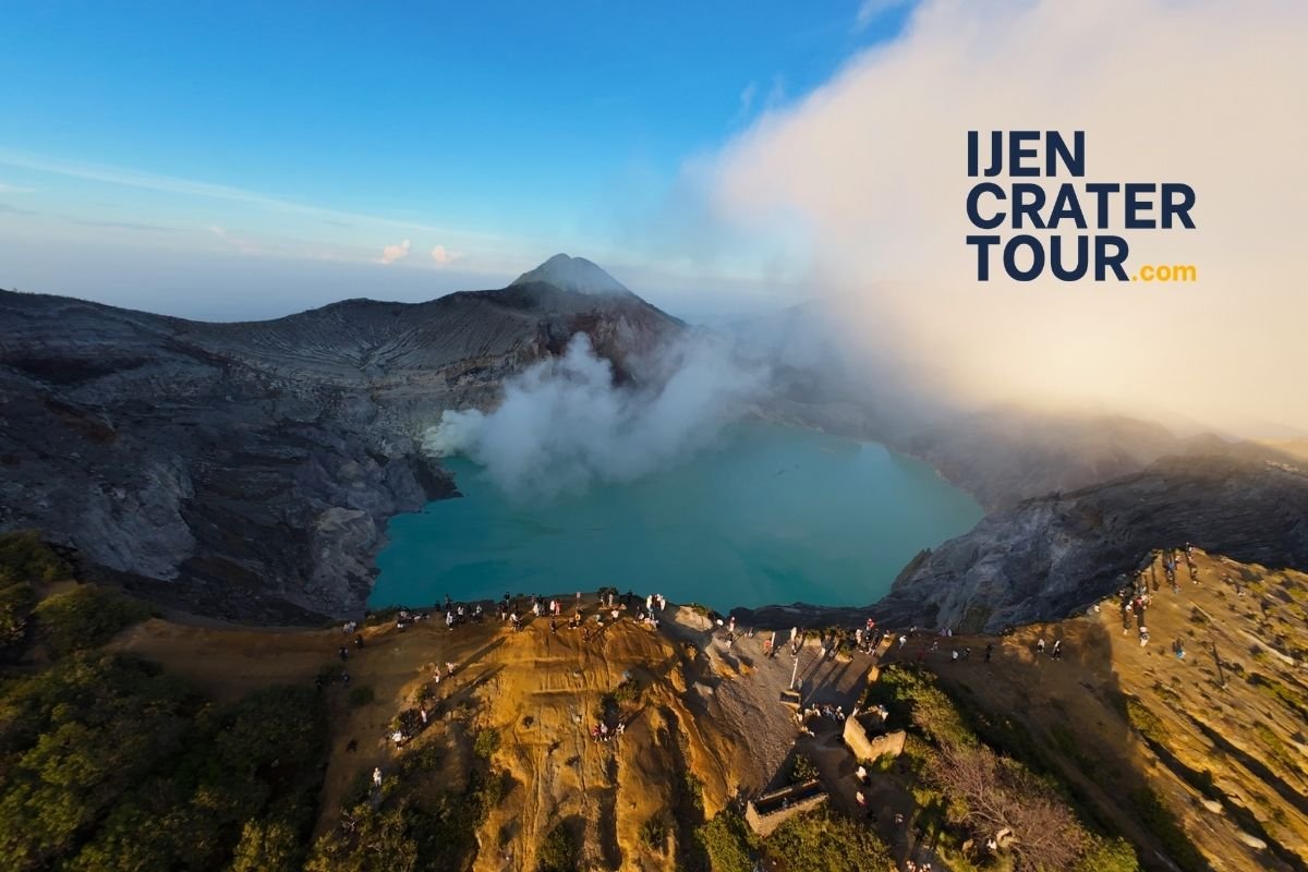 Choosing the right Ijen sunrise viewpoint can significantly elevate your experience.