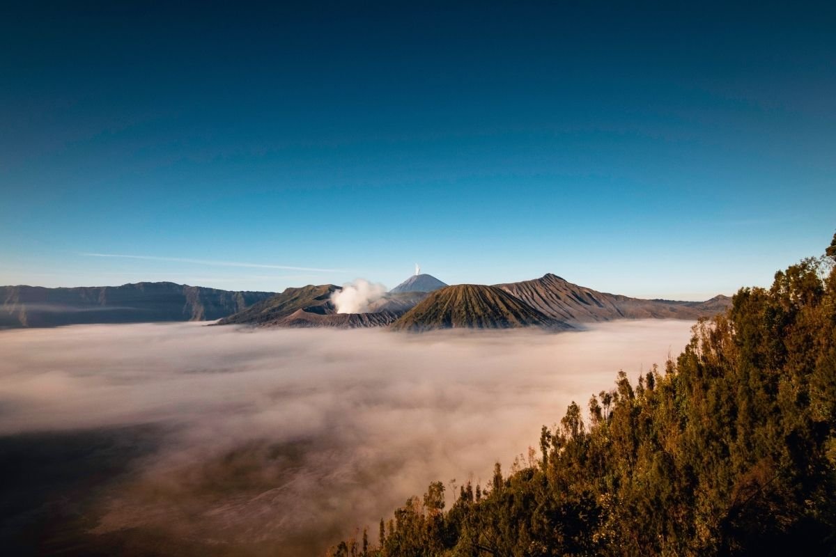 Bromo Ijen Tour from Yogyakarta 3D2N: Private Overland Adventure